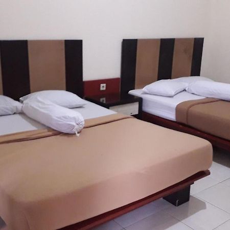 Surya Hotel & Resort Baturraden Eksteriør billede