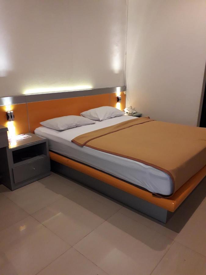 Surya Hotel & Resort Baturraden Eksteriør billede